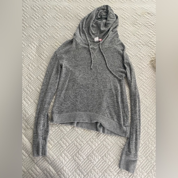 Make + Model Gray Hooded Sweater - Picture 1 of 3
